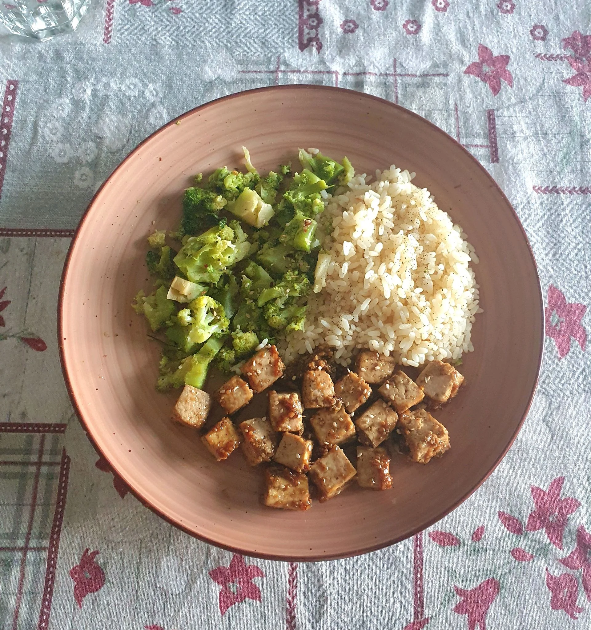 Sticky Garlic Tofu