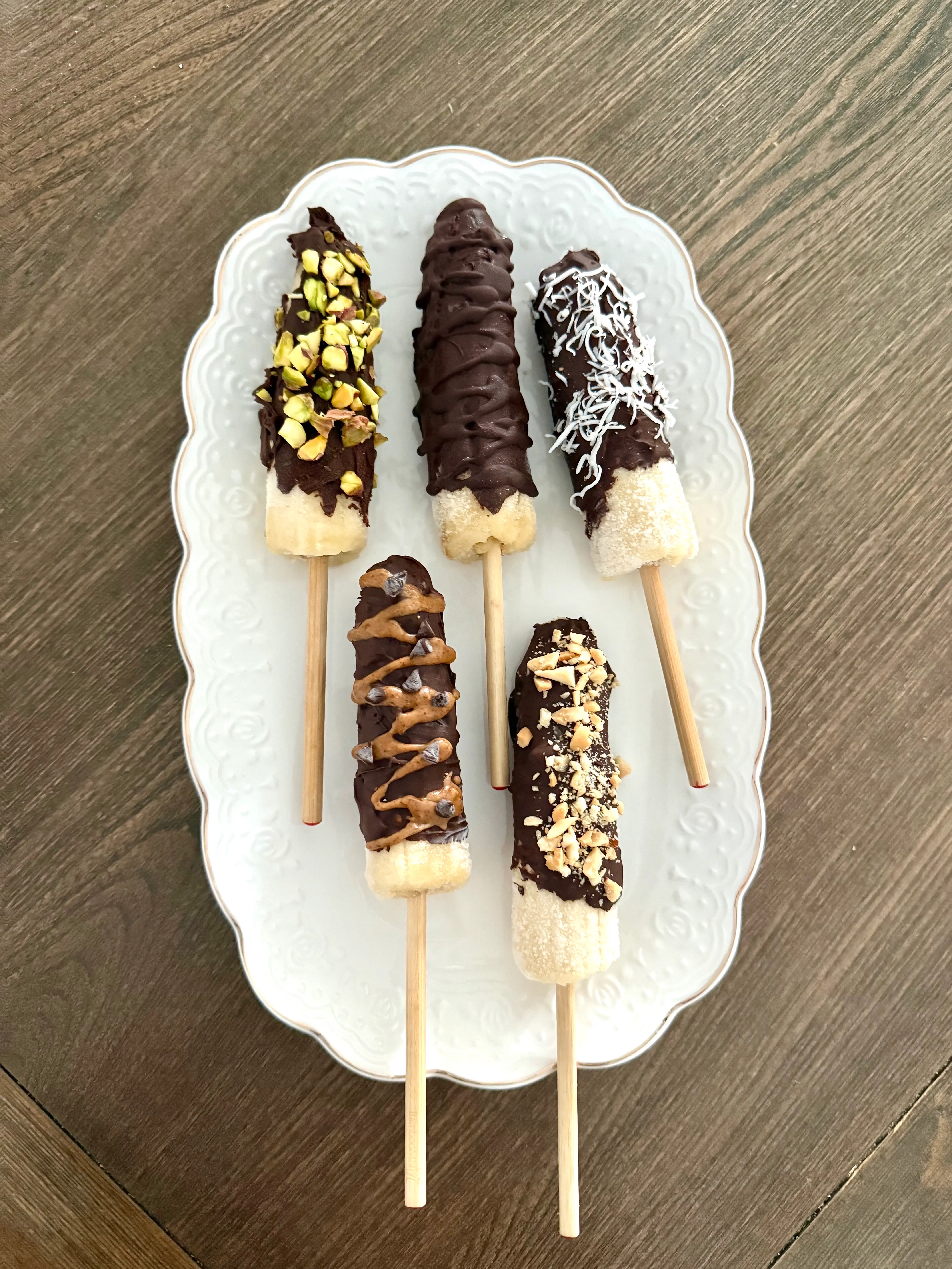 Frozen Chocolate Banana Pops