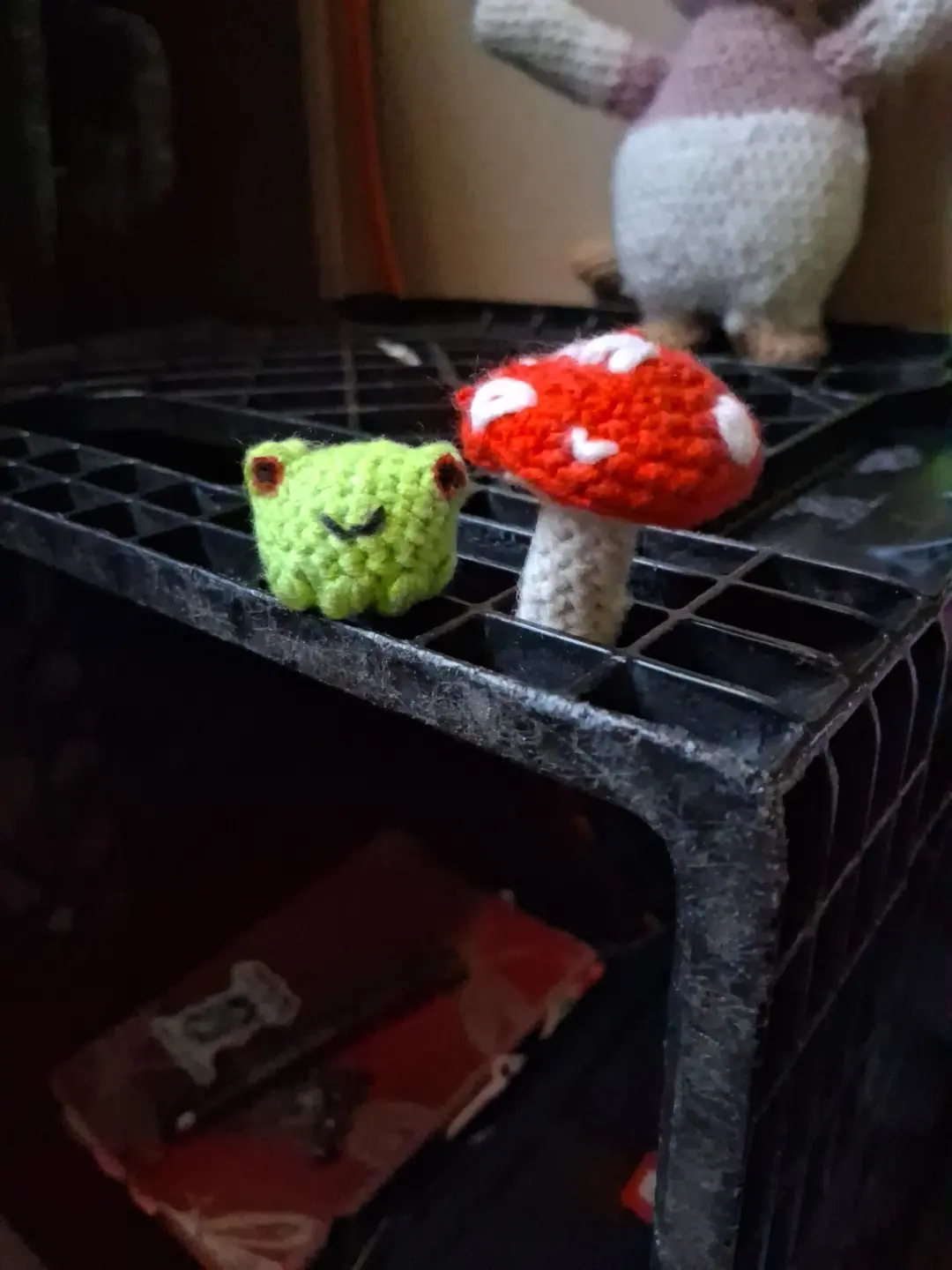 Made a frog and learned new bubble stitch