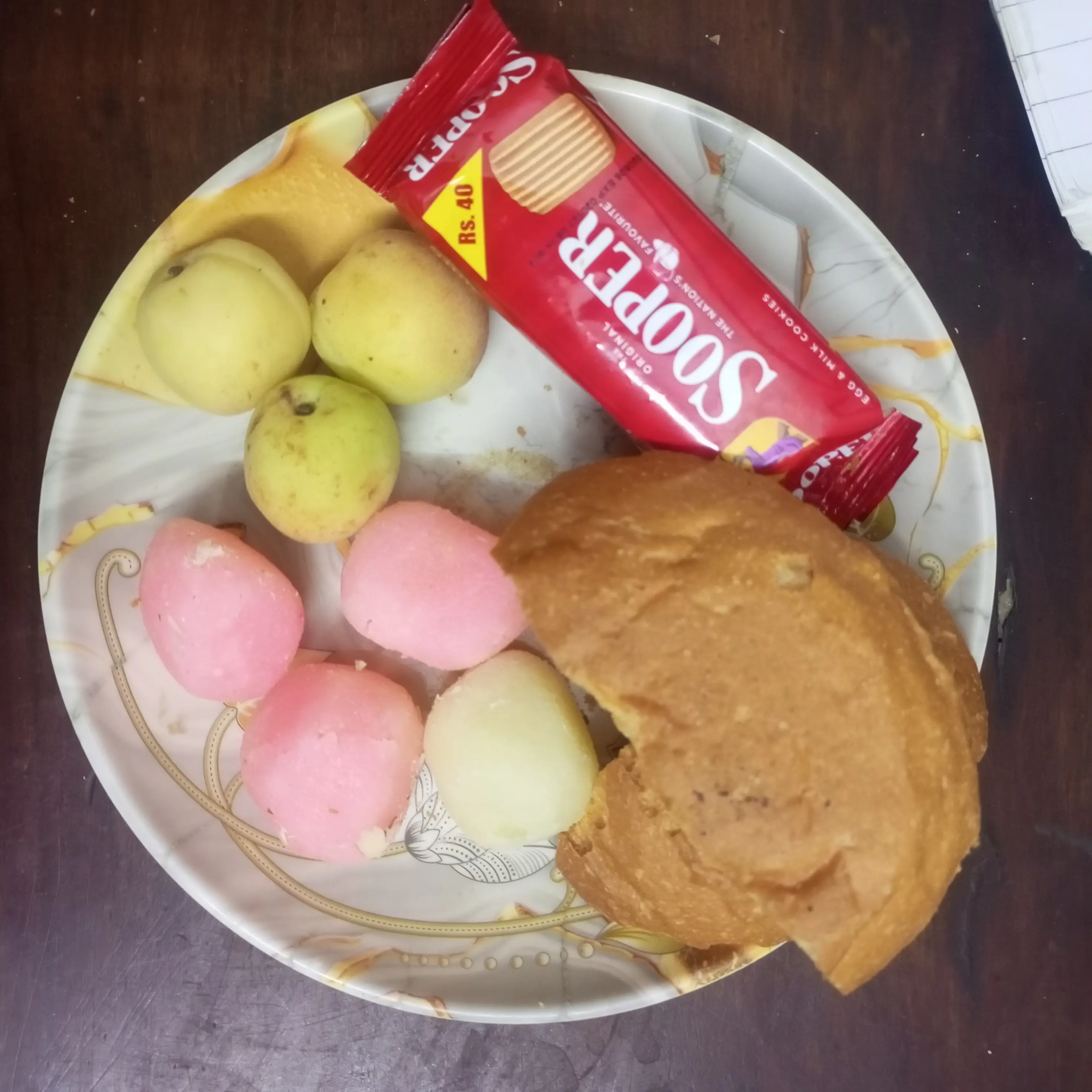 I eat too much sweets🥲