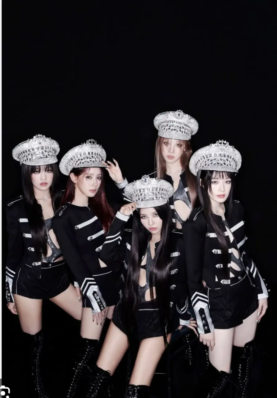 Any kpop girl group fans like BLACKPINK, twice, gidle