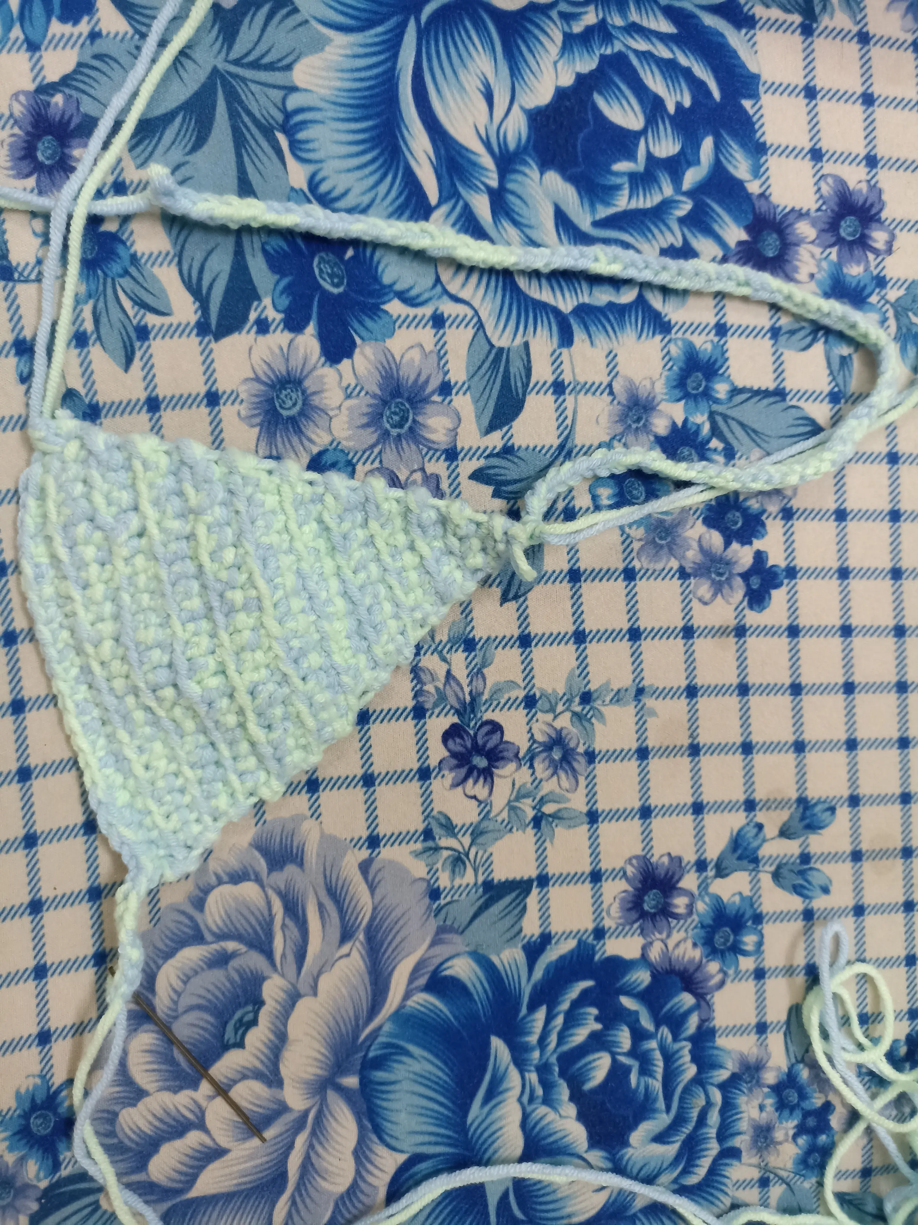 Crocheted a cute bikini🌊