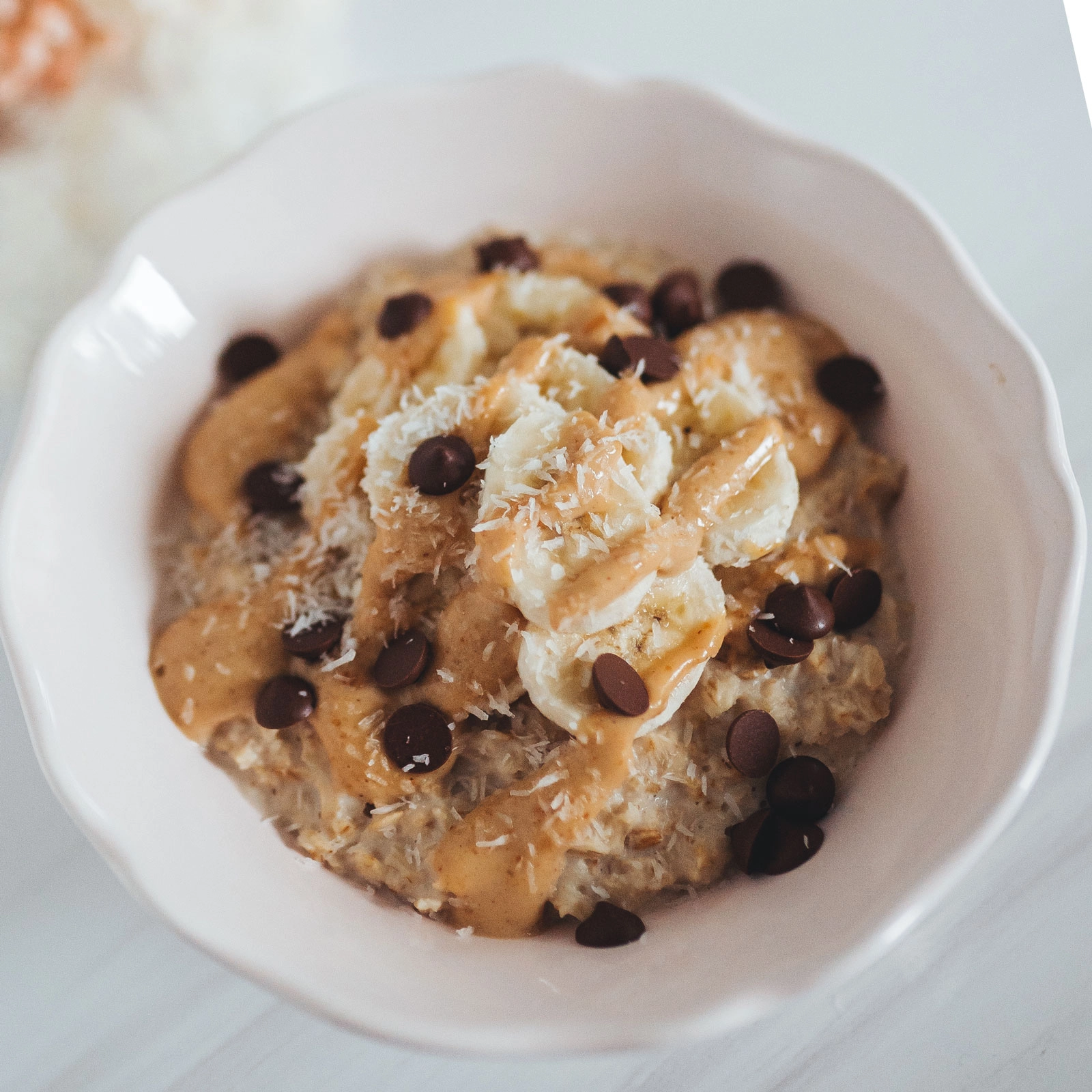 Healthy Banana Almond Oatmeal - Chloe Ting Recipes
