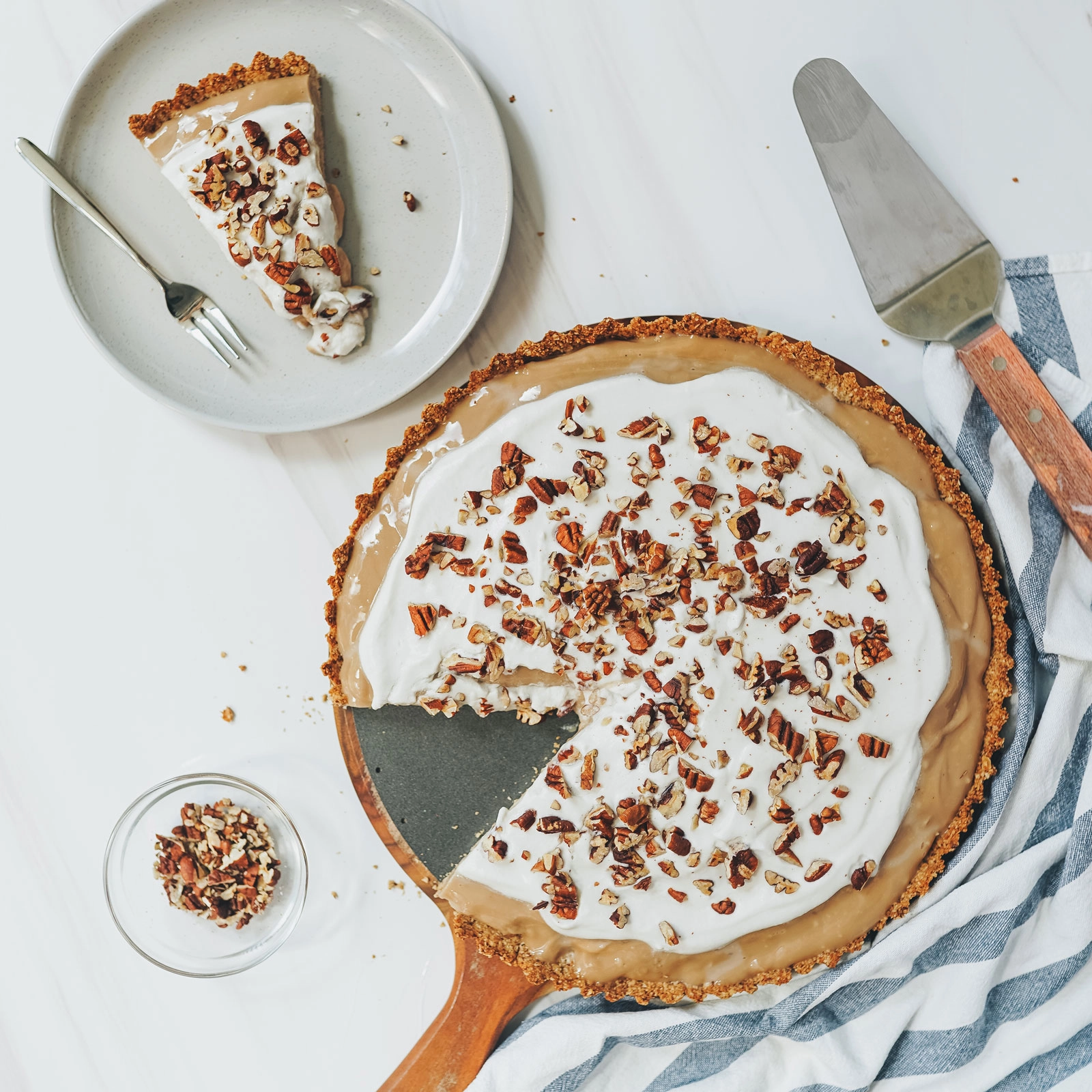 Vegan Banana Cream Pie - Chloe Ting Recipes