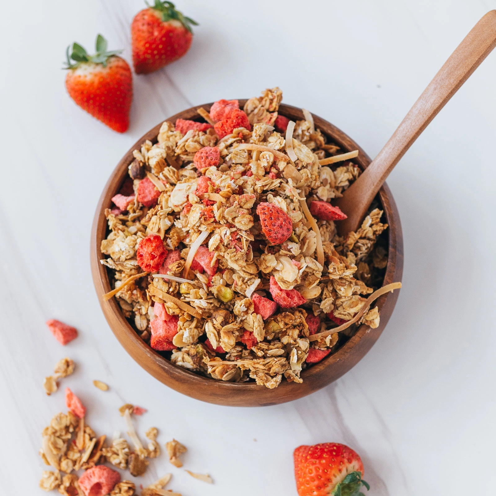 Sugar-Free Strawberry Granola - Chloe Ting Recipes