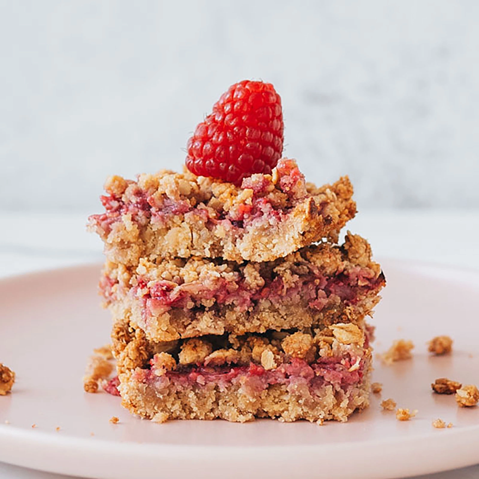 Raspberry Crumble Breakfast Bars - Chloe Ting Recipes
